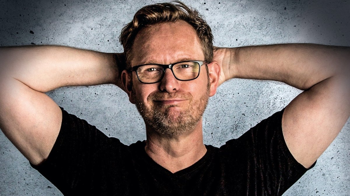 Martin Sierp -  KNACKIG! Zumindest die Gelenke!